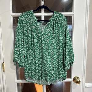 Jones & Co Green Floral V-Neck Blouse, 3/4 Sleeve, Plus Size 2X
